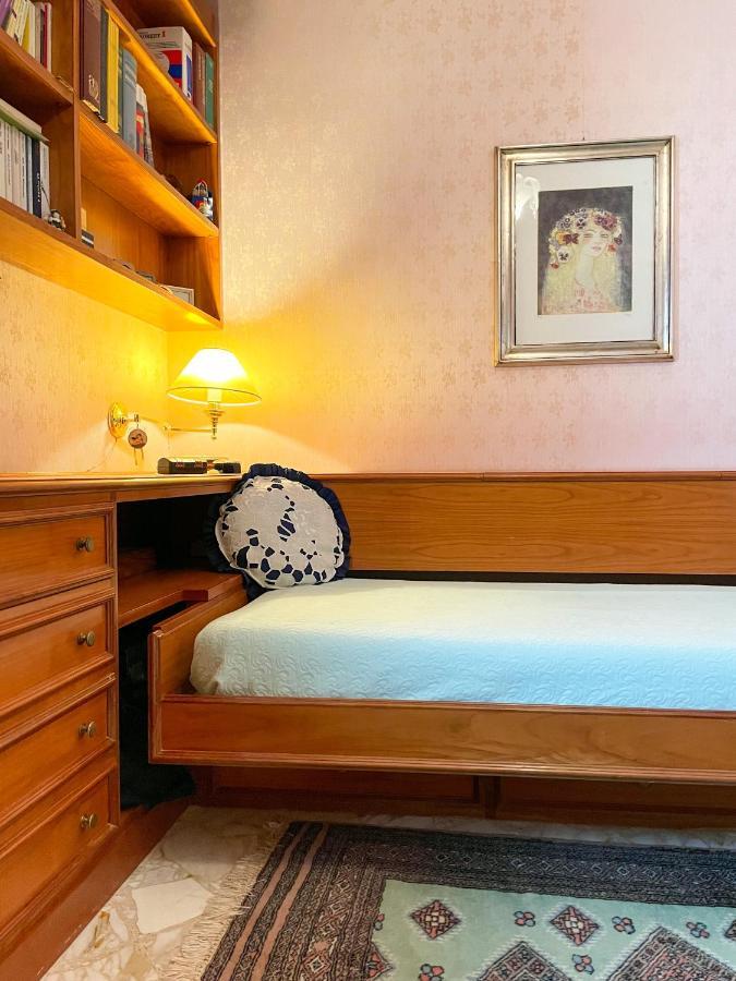 47, Vittorio Veneto Hotel Locorotondo Luaran gambar