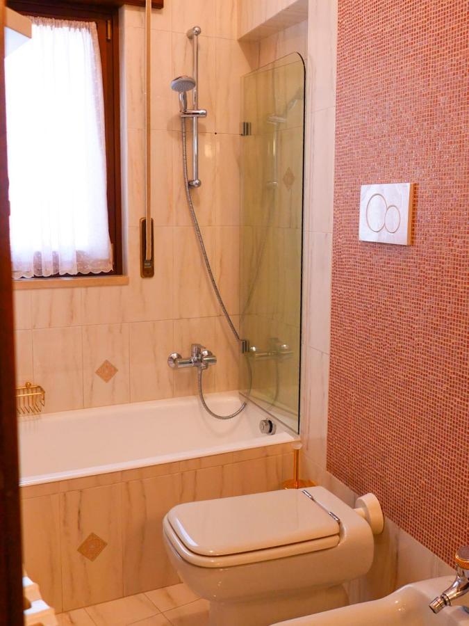 47, Vittorio Veneto Hotel Locorotondo Luaran gambar